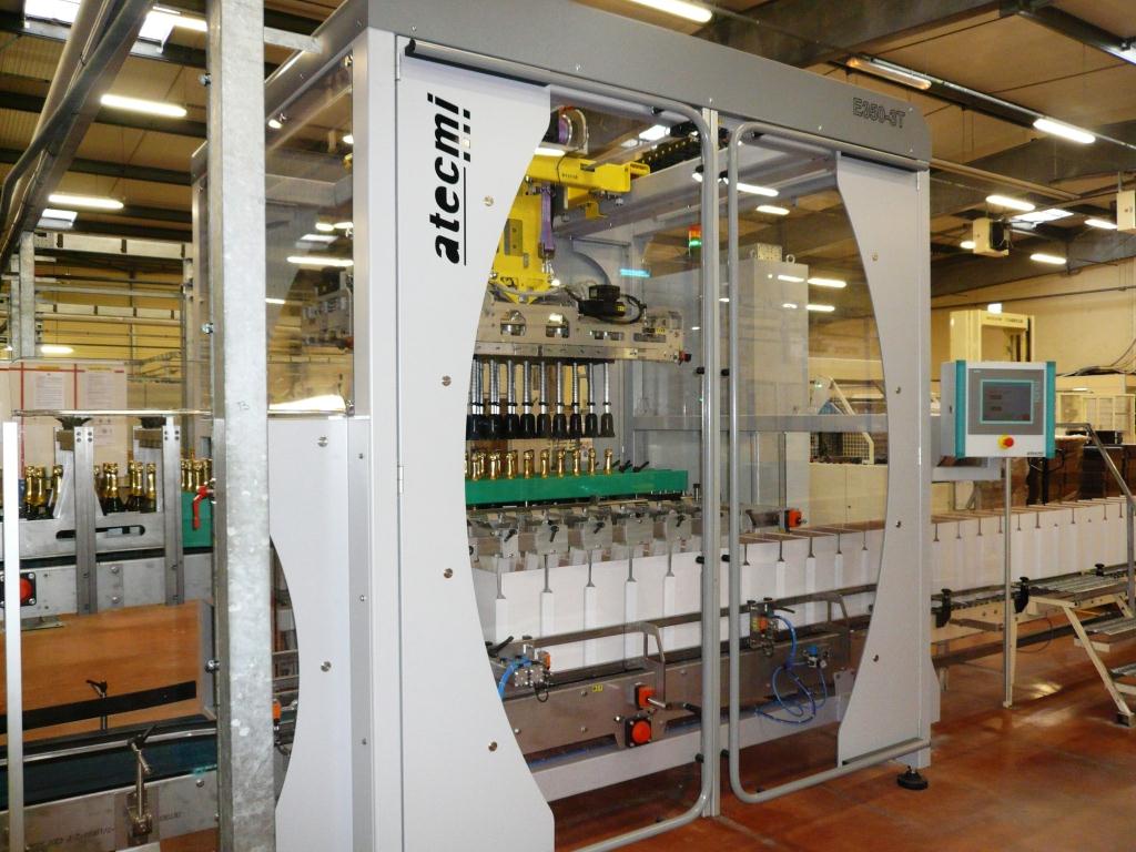 Ligne d'encartonnage industriel automatisé pour conditionnement de bouteilles